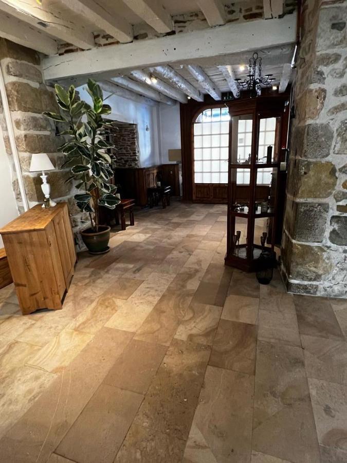 Sci Les Remparts De Mirepoix Bed and Breakfast Mirepoix  Εξωτερικό φωτογραφία