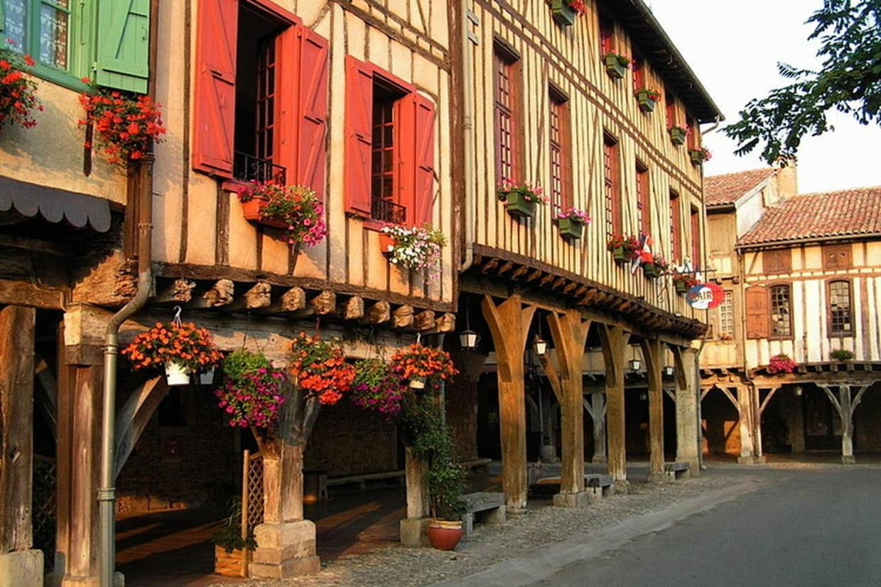 Sci Les Remparts De Mirepoix Bed and Breakfast Mirepoix  Εξωτερικό φωτογραφία